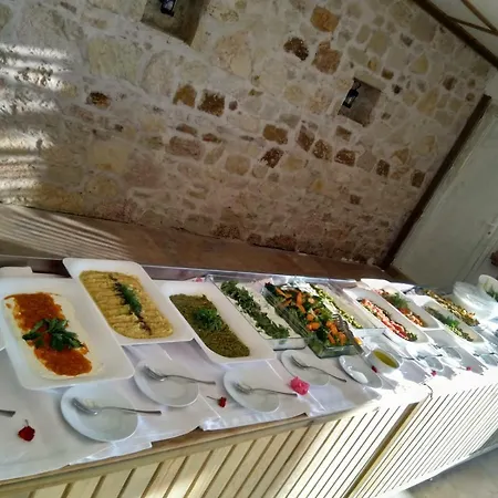 Troas Hotel