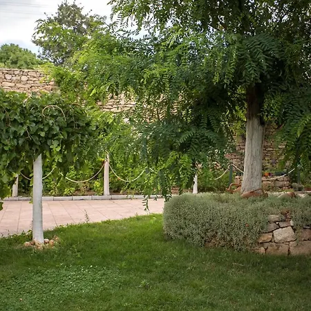 Troas Hotel Tavaklı