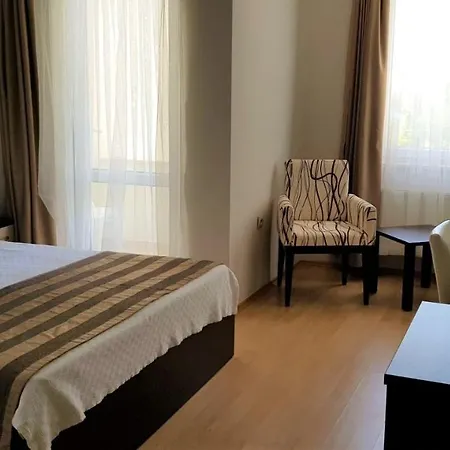 Troas Hotel Tavaklı
